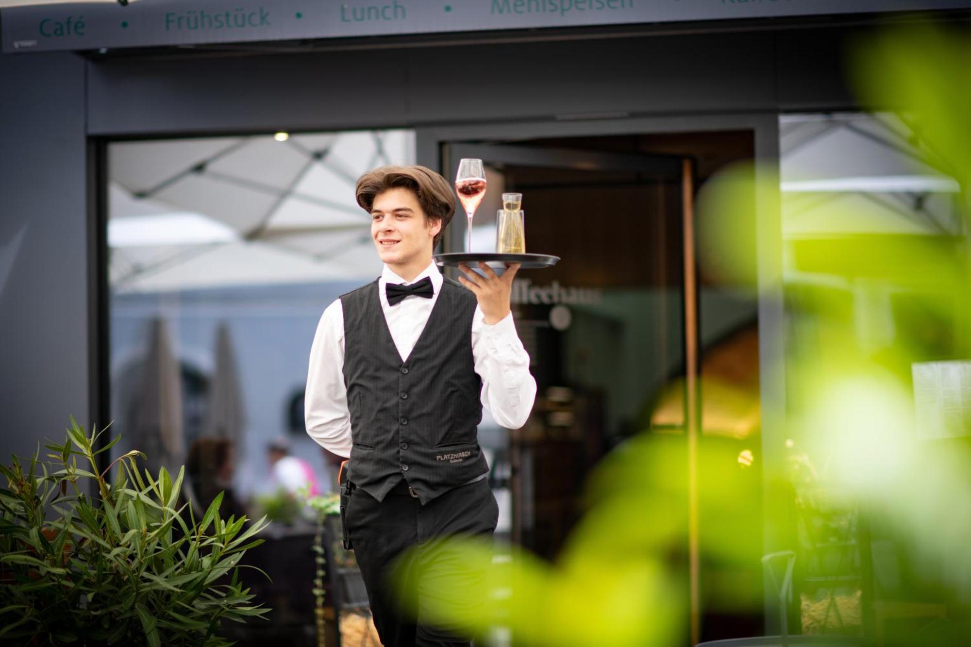 Platzhirsch Kufstein Hotel Bagian luar foto